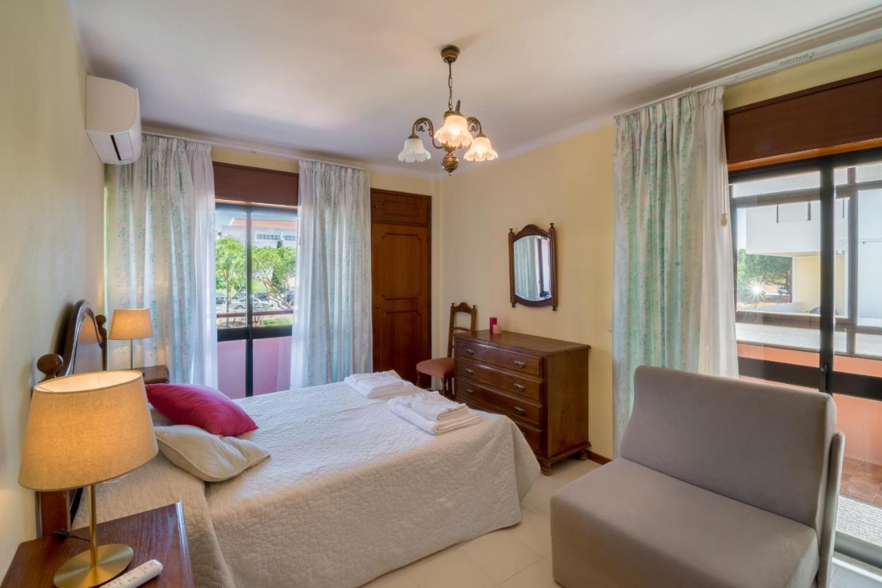 Apartamento Sao Pedro Do Mar Quarteira Eksteriør bilde